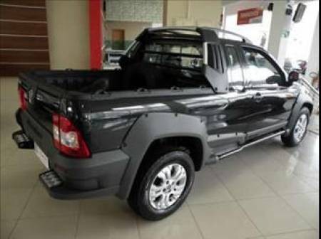 Fiat Strada Adenture 1.8 Cab.dupla ANO 2010 R$7,000,00 COM DOCS 2011 PRETA